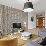 Sunny House By Homie Canhas