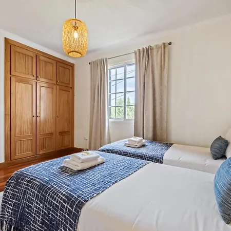 Hébergement de vacances Sunny House By Homie *