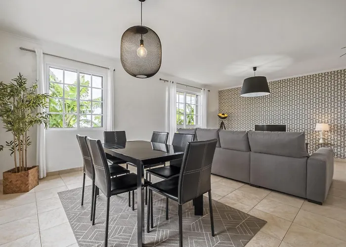 Hébergement de vacances Sunny House By Homie Canhas