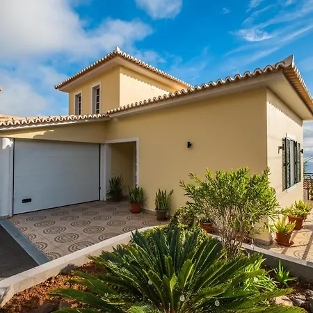 Sunny House By Homie Semesterbostad