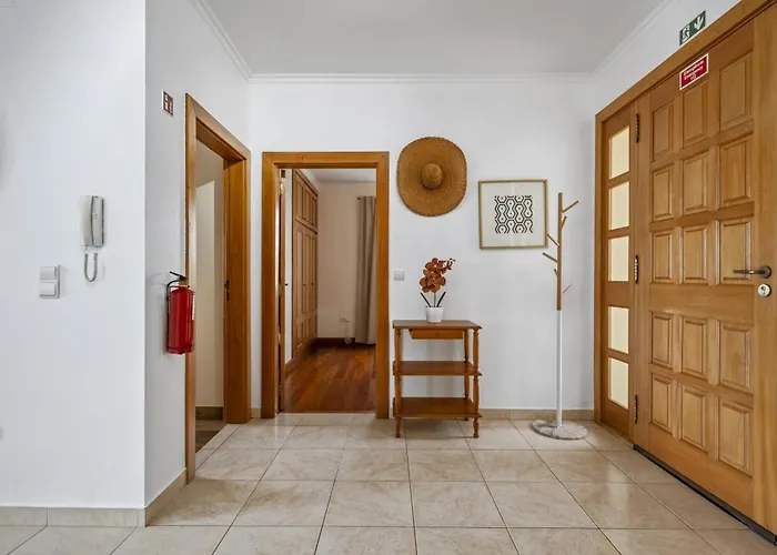 Sunny House By Homie בית נופש *