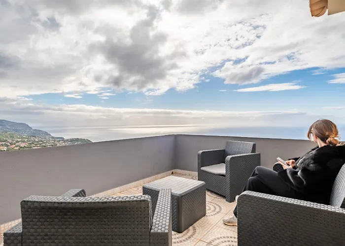 Sunny House By Homie